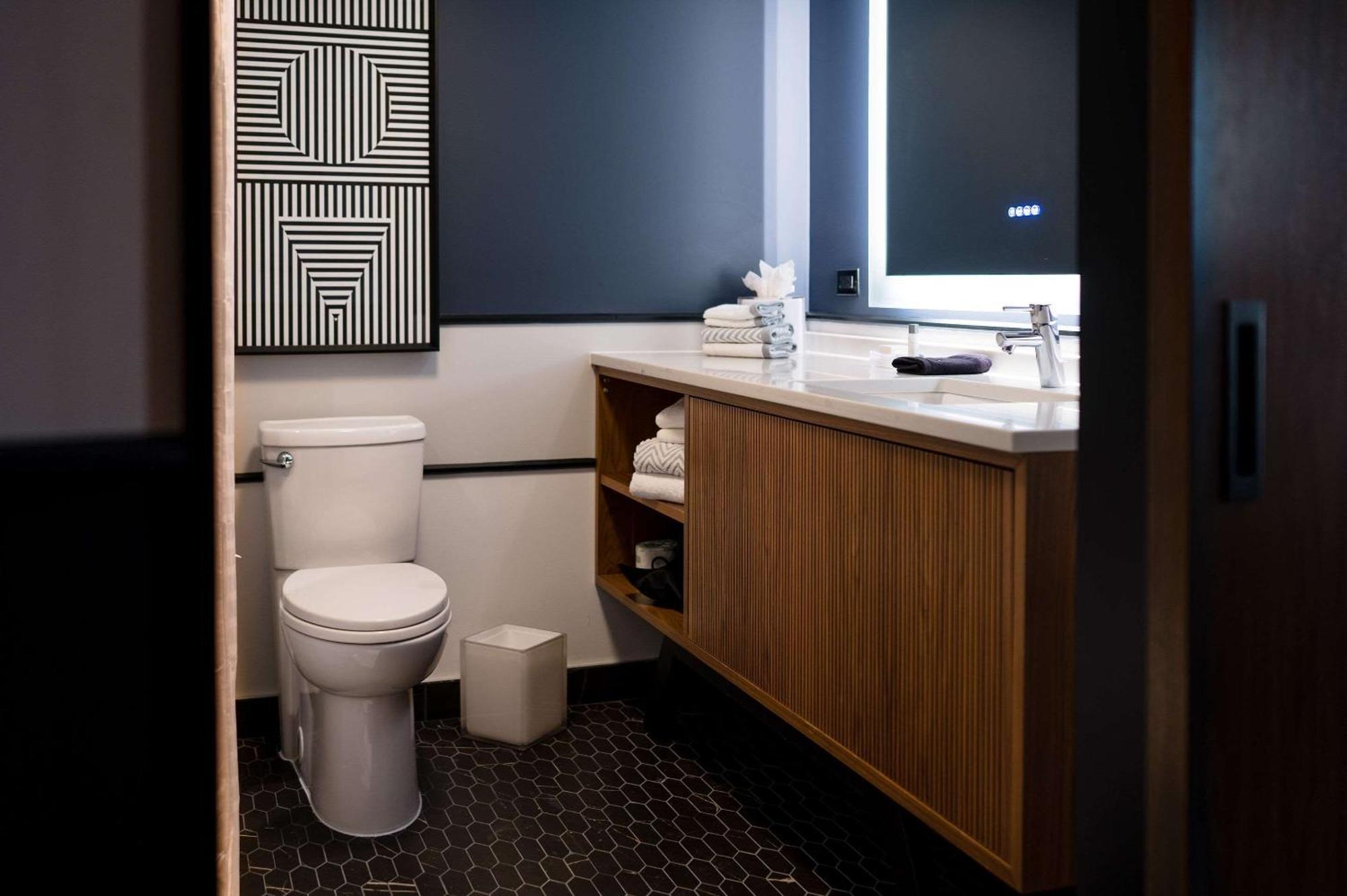 Cambria Hotel Boston Somerville Extérieur photo