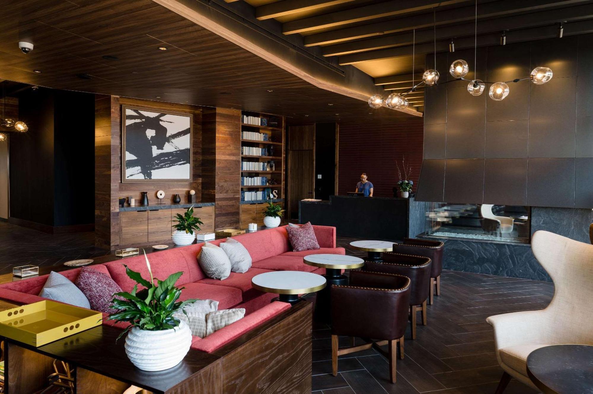 Cambria Hotel Boston Somerville Extérieur photo